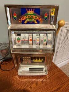 Waco-Casino-Crown-Slot-Machine