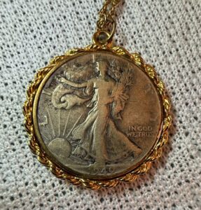 Walking-Liberty-Half-Dollar-Pendant-Necklace-with-Gold-Tone-Rope-Bezel-second-image