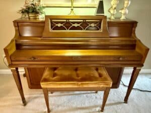 Wurlitzer-Spinet-Piano-Model