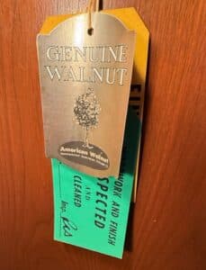 Allen-Organ-Model-T-A-in-Genuine-Walnut-Casing-fourth-image