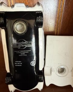 Americas-Favorites-Chevrolet-Salt-Pepper-Shakers-second-image