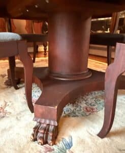 Antique-Mahogany-Dining-Table-with-Claw-Feet-and-Pedestal-Base-second-image