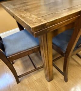 Antique-Oak-Mission-or-Arts-Crafts-Style-Dining-Table-and-Chairs-Set-second-image