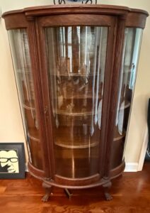 Antique-Tiger-Oak-Curved-Glass-China-Cabinet-with-Ball-and-Claw-Feet
