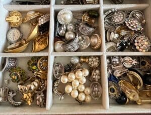 Assorted-Vintage-Costume-Jewelry-Collection