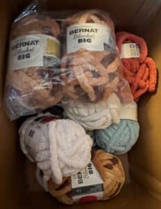 Bernat-Blanket-Big-Yarn-Collection-Assorted-Colors-third-image