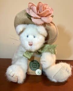 Boyds-Bears-Friends-Lola-Ninelives-Plush-Cat