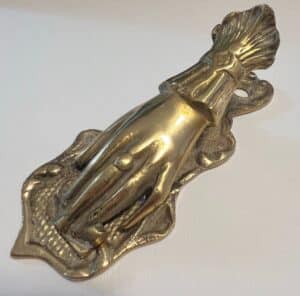 Brass-Hand-Form-Door-Knocker