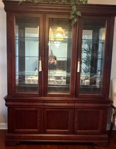 Broyhill-Maison-Lenoir-Cherry-Wood-China-Cabinet
