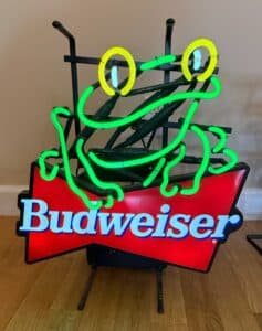 Budweiser-Bud-Frogs-Neon-Sign-or-