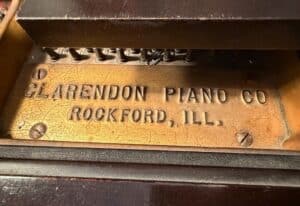 Clarendon-Piano-Co.-Grand-Piano-third-image