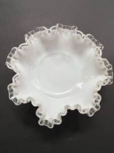 Fenton-Silver-Crest-White-Milk-Glass-Ruffled-Bowl