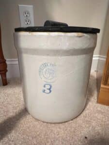 Gallon-Louisville-Stoneware-Crock