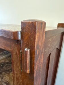 Gustav-Stickley-Oak-Bookcase-fourth-image
