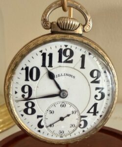 Illinois-Bunn-Special-Railroad-Pocket-Watch-and-Sentinel-Alarm-Clock-second-image
