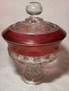 Indiana-Glass-Kings-Crown-Ruby-Flash-Compote-with-Lid-second-image