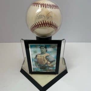 Javy-Lopez-Autographed-Baseball-Trading-Card