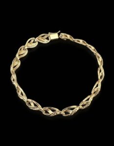 K-Gold-Leaf-Link-Bracelet