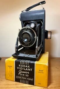 Kodak-Vigilant-Junior-Six-Camera-with-Box