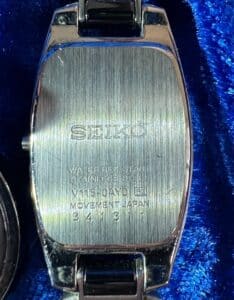 Lot-of-Three-Womens-Fashion-Watches-Park-Lane-Seiko-and-FMD-third-image