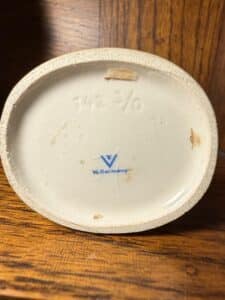 M.I.-Hummel-Apple-Tree-Boy-Figurine-or-I-second-image