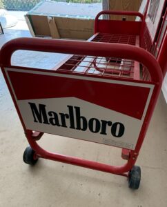 Marlboro-Cigarette-Advertising-Bench-second-image
