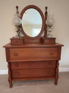 McMahan-Furniture-Company-Campbellsville-Ky-Dresser-with-Mirror