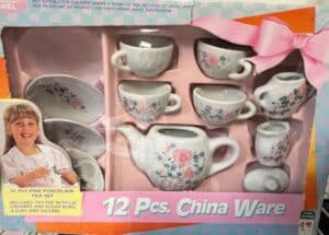 Piece-Fishel-Childrens-Porcelain-Tea-Set-with-Pink-Roses