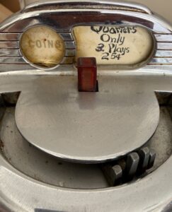 Seeburg-Wall-O-Matic-Jukebox-third-image