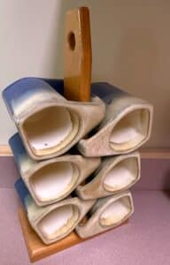 Set-of-Rodolfo-Padilla-Ceramic-Mugs-with-Wooden-Holder