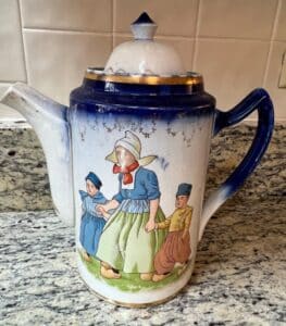 Sterling-China-Dutch-Children-Teapot