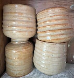 Stoneware-Bowls-with-Rustic-Glaze