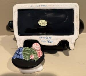 Swineside-Ceramics-Teapottery-Piano-Teapot-second-image