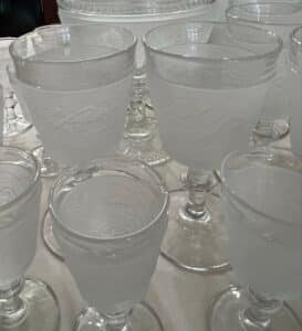 Tiara-Sandwich-Pattern-Glassware-Set-second-image