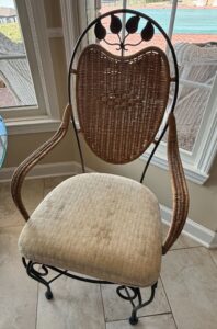 Universal-Furniture-Glass-Top-Dining-Set-with-Wicker-Accents-third-image