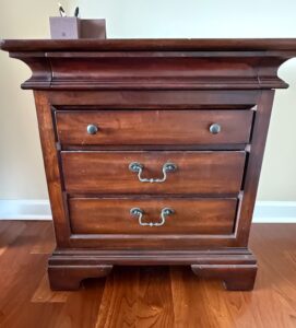 Vaughan-Furniture-Company-G-Queen-Size-Bedroom-Suite