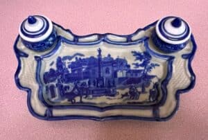 Victoria-Ware-Ironstone-Blue-Willow-Pattern-Inkwell-and-Tray-Set
