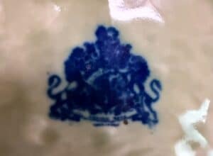 Victoria-Ware-Ironstone-Blue-Willow-Pattern-Inkwell-and-Tray-Set-second-image