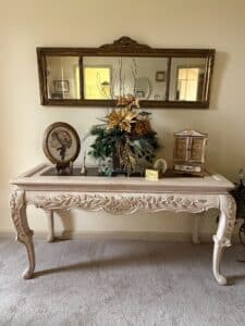 Vintage-French-Provincial-Style-Carved-Console-Table-with-Mirror
