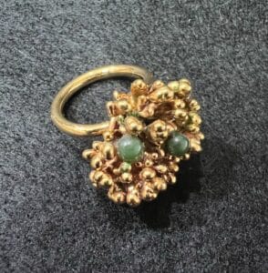 Vintage-Gold-Tone-Jade-Cluster-Ring
