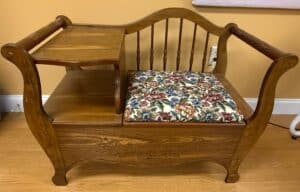 Vintage-Oak-Gossip-Bench-with-Spindle-Back