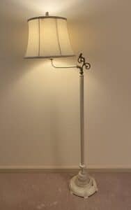 Vintage-White-Fluted-Column-Bridge-Arm-Floor-Lamp-with-Ornate-Scrollwork
