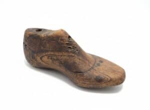 Vintage-Wooden-Cobblers-Shoe-Last