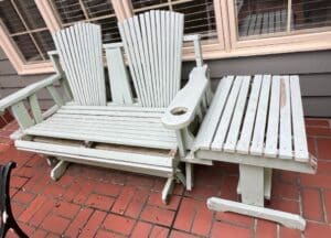 Wooden-Adirondack-Loveseat-Glider-with-Side-Table