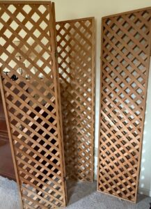Wooden-Lattice-Room-Divider-or-Screen