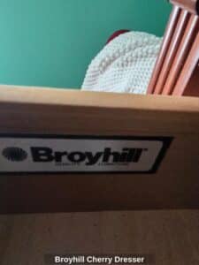 Broyhill-Cherry-Dresser-second-image