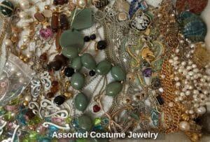 Assorted-Costume-Jewelry-second-image
