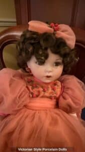 Victorian-Style-Porcelain-Dolls-third-image-1