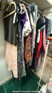 Womens-Assorted-Clothing-second-image