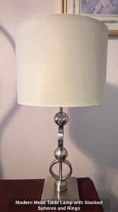 Modern-Metal-Table-Lamp-with-Stacked-Spheres-and-Rings-1